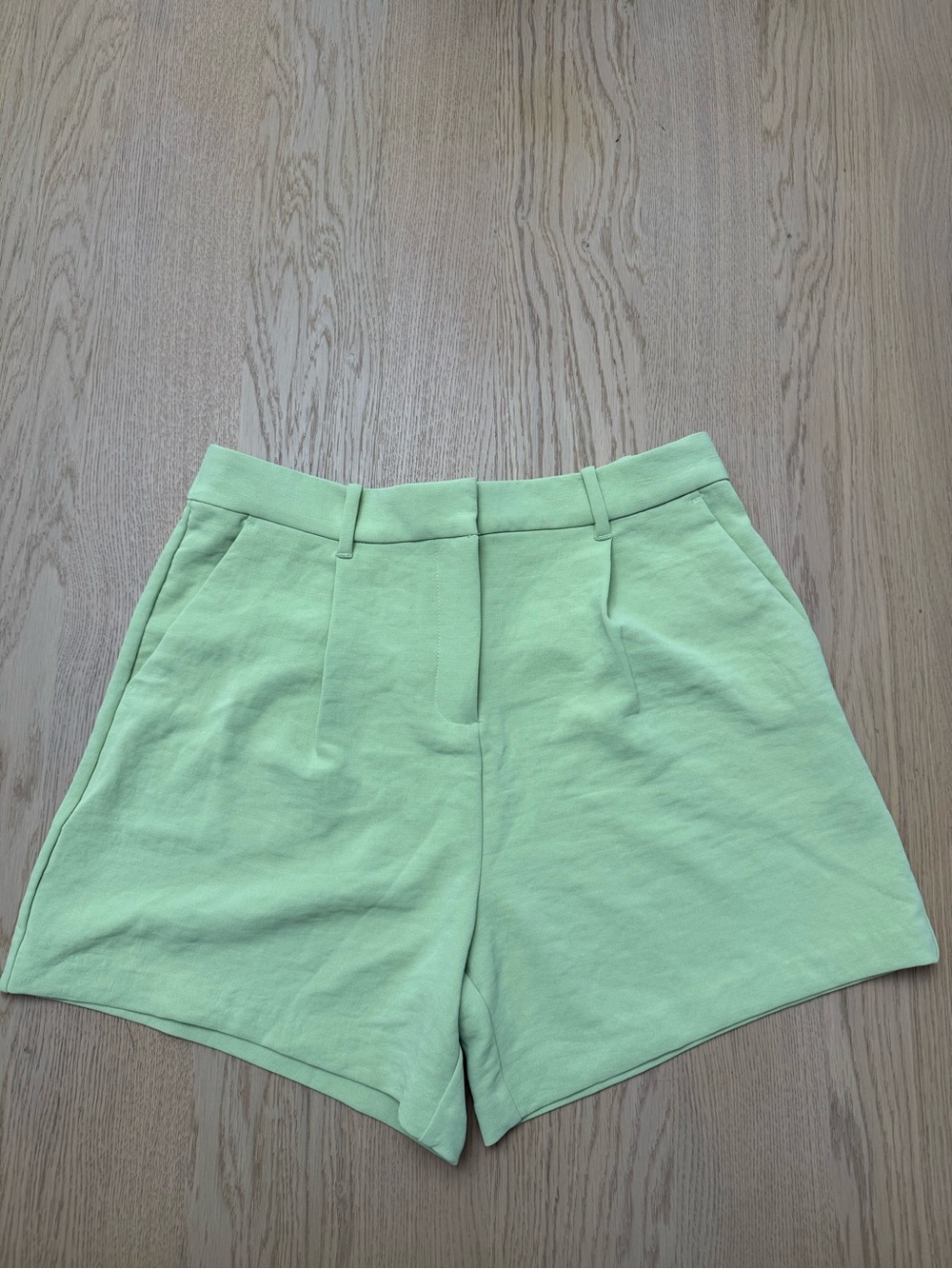 NWT- Abercrombie & Fitch Light Green Women's Tailored Shorts